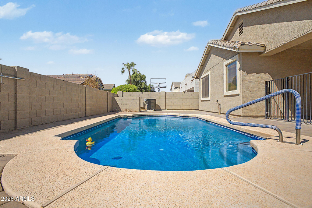 15207 W Windward Avenue - Photo 34