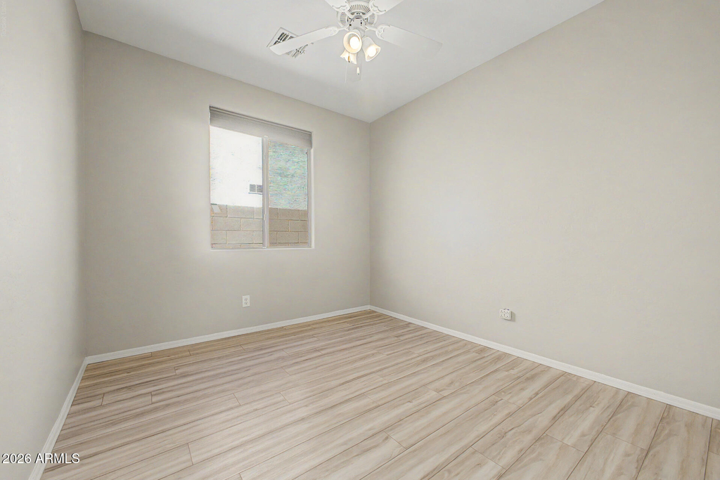 15207 W Windward Avenue - Photo 21