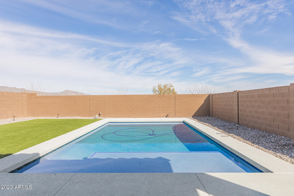 19740 W Palo Verde Drive - Photo 38