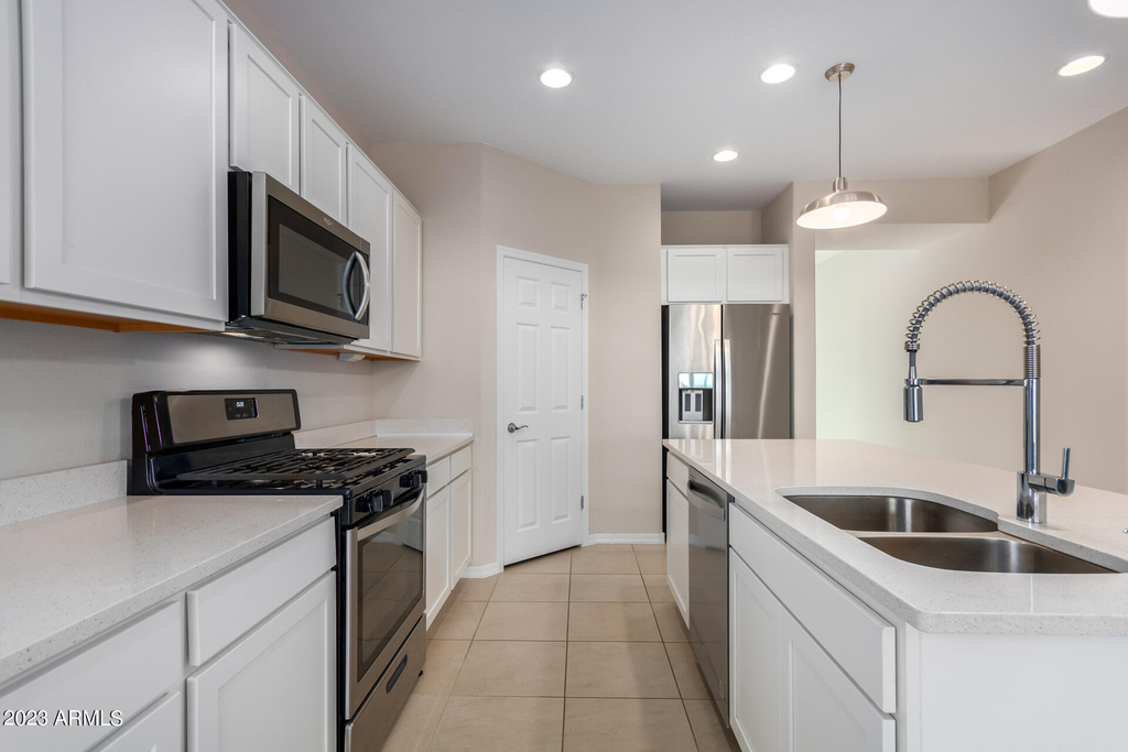 19740 W Palo Verde Drive - Photo 12