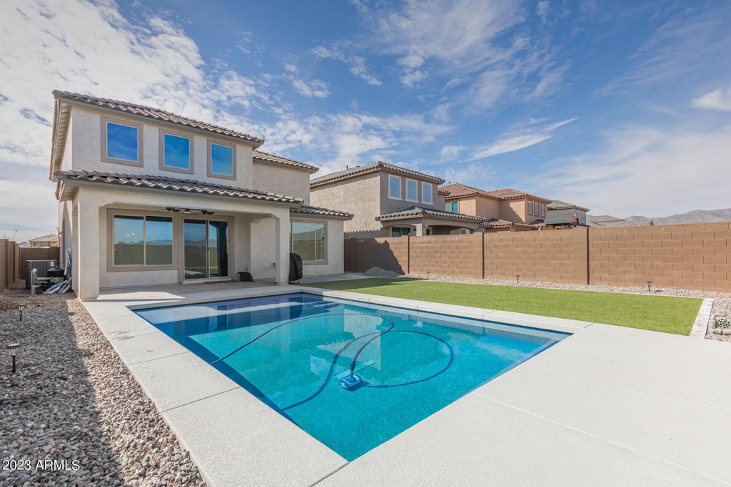 19740 W Palo Verde Drive - Photo 40