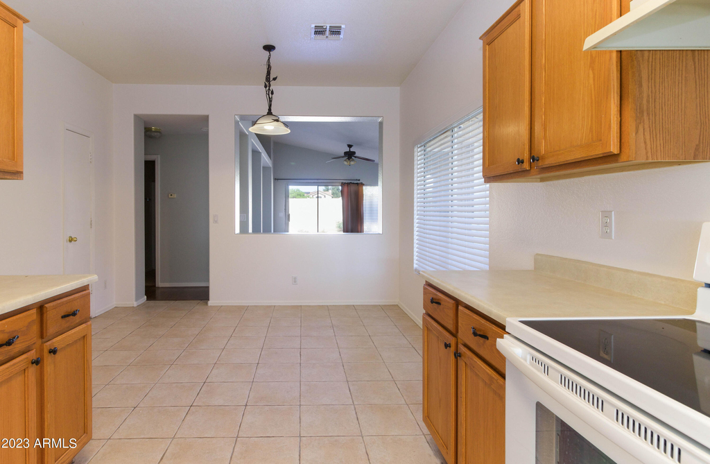 9828 E Knowles Avenue - Photo 2