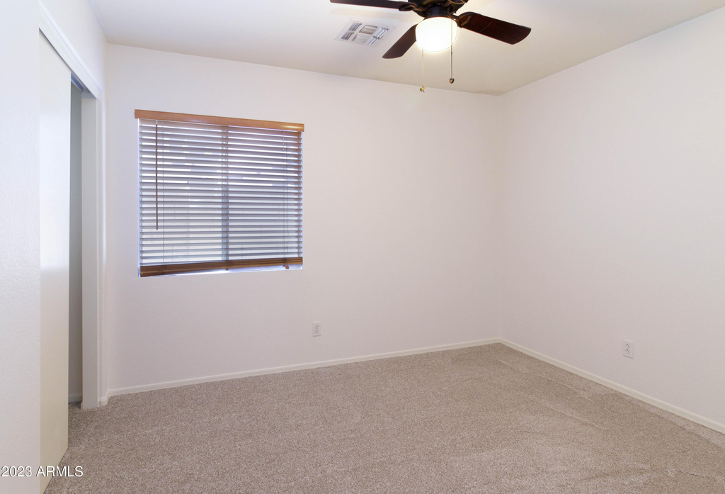 9828 E Knowles Avenue - Photo 11