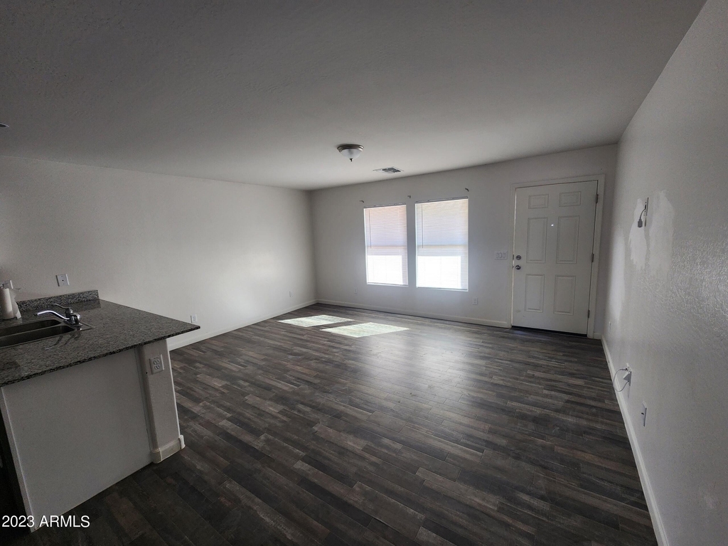 158 W Taylor Avenue - Photo 3