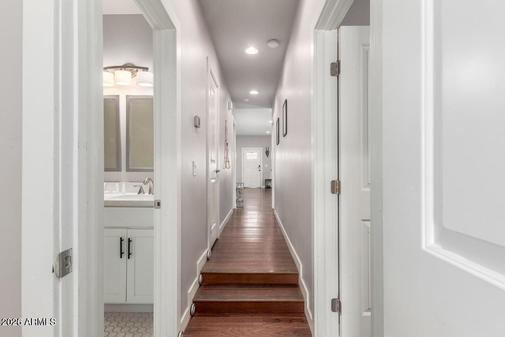 1645 W Willetta Street - Photo 25