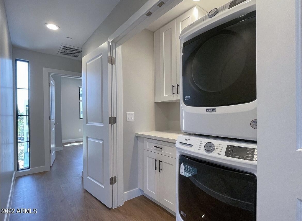 3215 E Flower Street - Photo 41