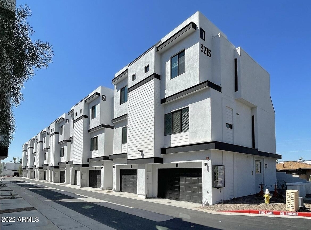 3215 E Flower Street - Photo 0