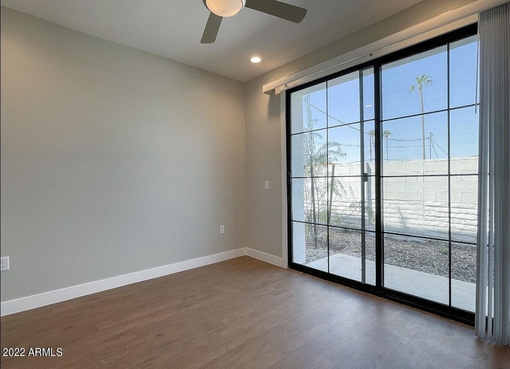 3215 E Flower Street - Photo 19