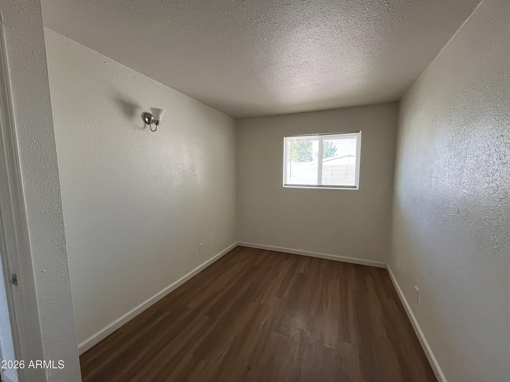 371 N Nevada Street - Photo 5