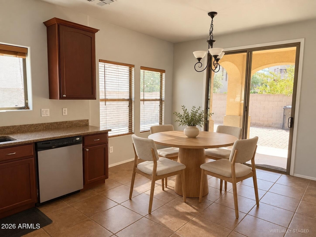 2595 S Southwind Drive - Photo 4