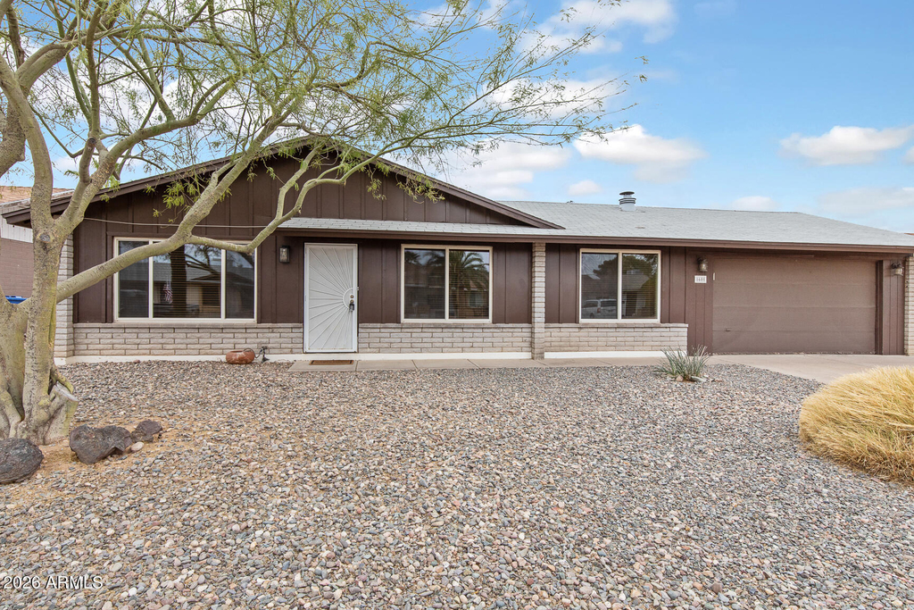 1601 W Marco Polo Road - Photo 1