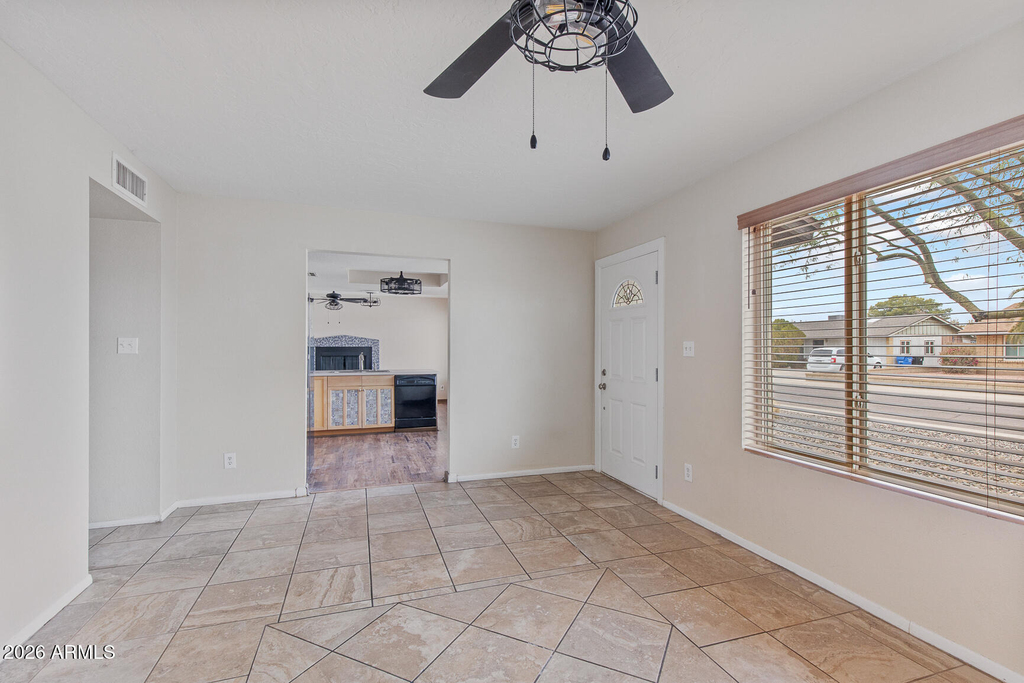 1601 W Marco Polo Road - Photo 3