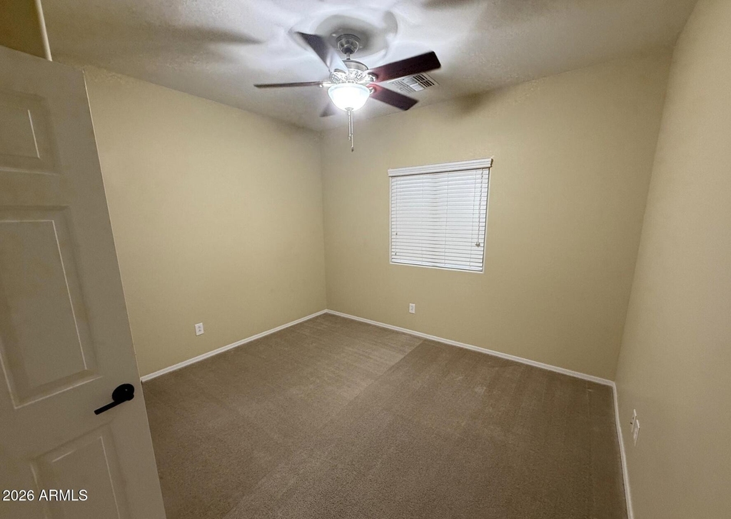 3417 N San Marin Drive - Photo 18