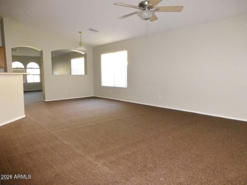 15125 W Adams Street - Photo 4