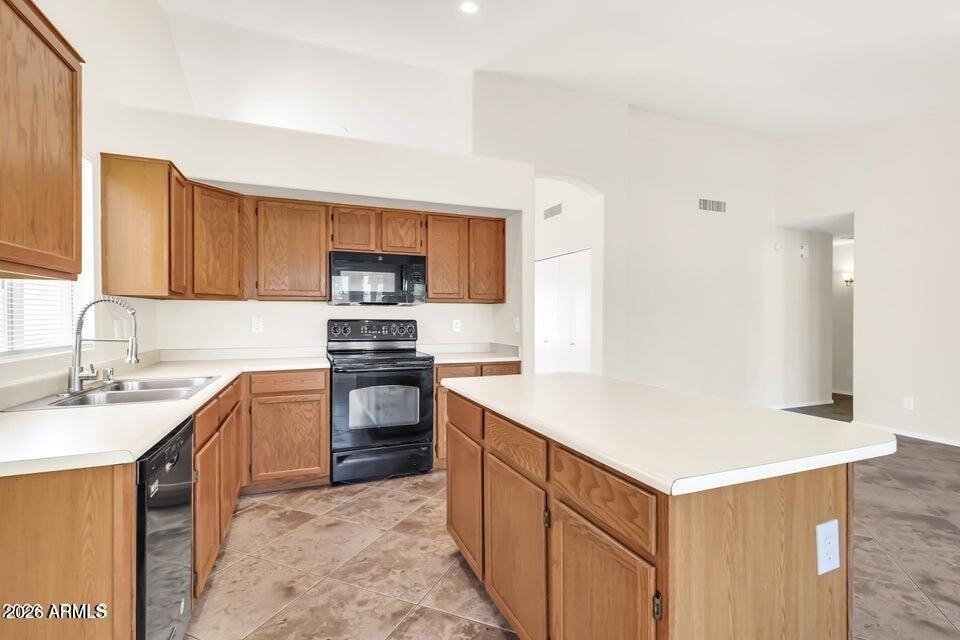 5910 W Commonwealth Avenue - Photo 18