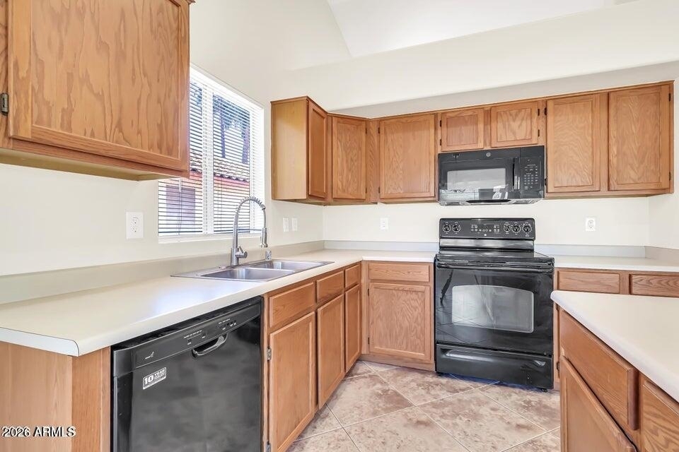5910 W Commonwealth Avenue - Photo 19