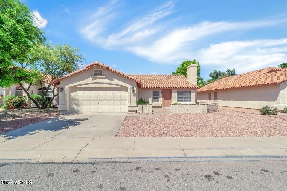 5910 W Commonwealth Avenue - Photo 1