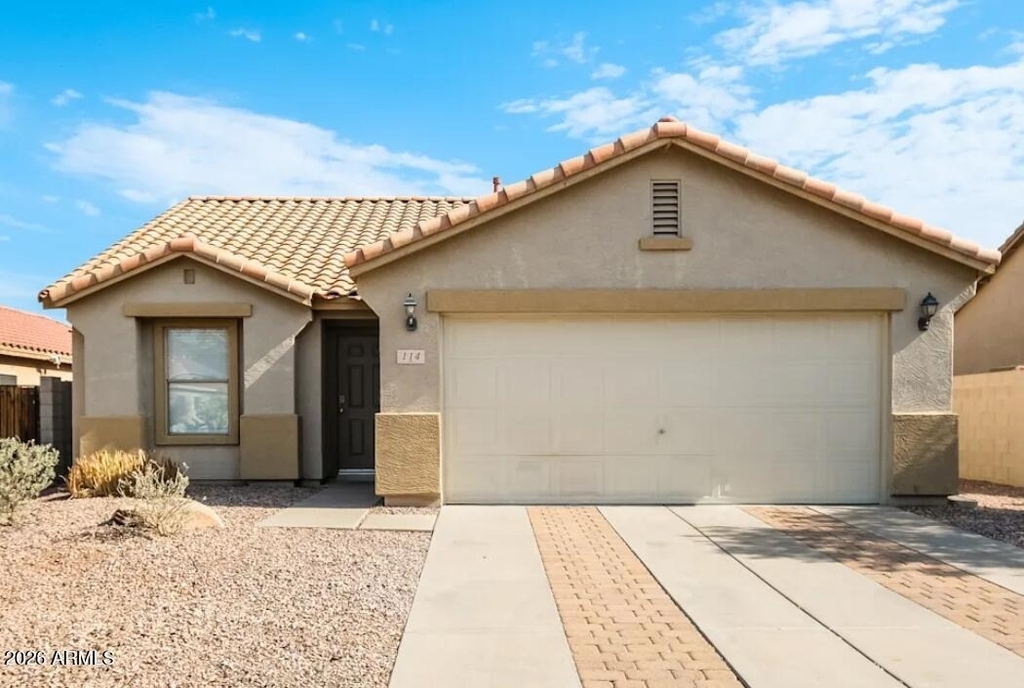 114 E Beth Drive - Photo 0