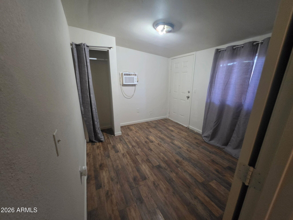13201 N 19th Place - Photo 6
