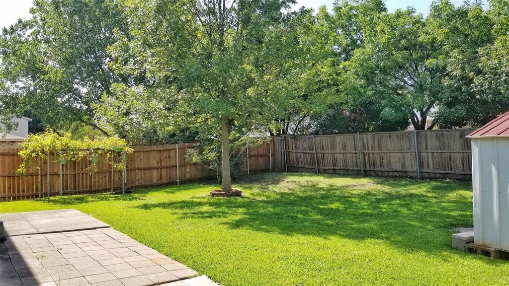 4512 Bellcrest Drive - Photo 1