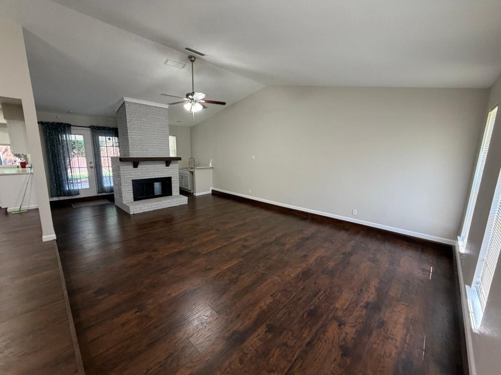 3109 Manchester Drive - Photo 6