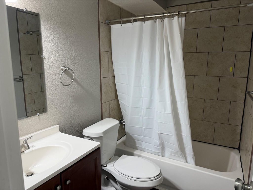 357 Newton Drive - Photo 4