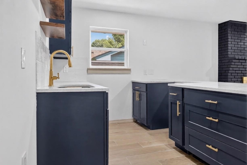 3811 Ovid Avenue - Photo 10