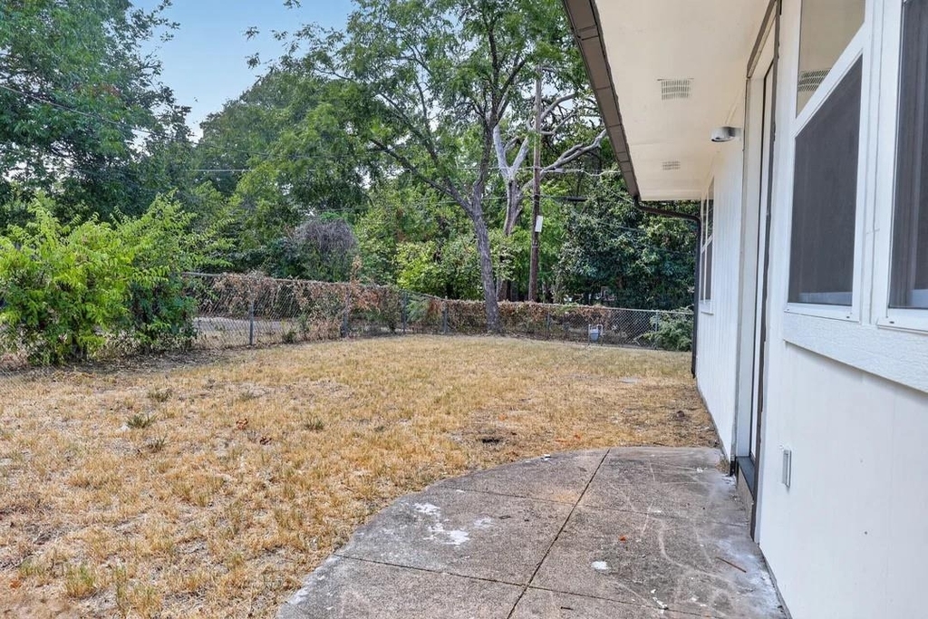 3811 Ovid Avenue - Photo 27