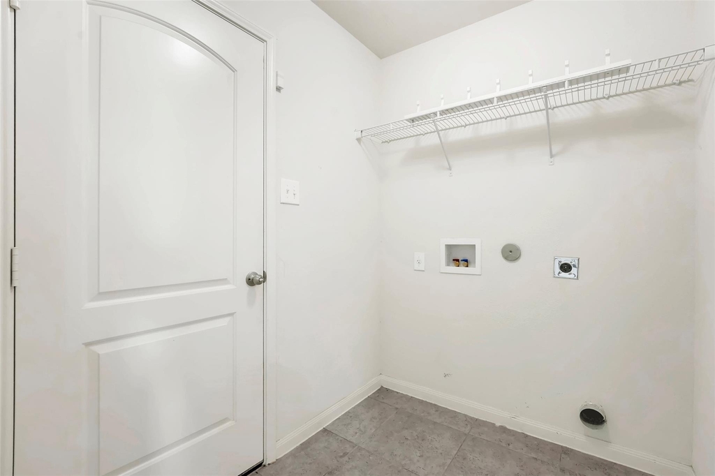 170 Kennedy Drive - Photo 19