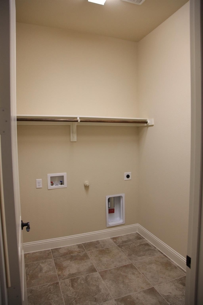 2025 Menominee Drive - Photo 12