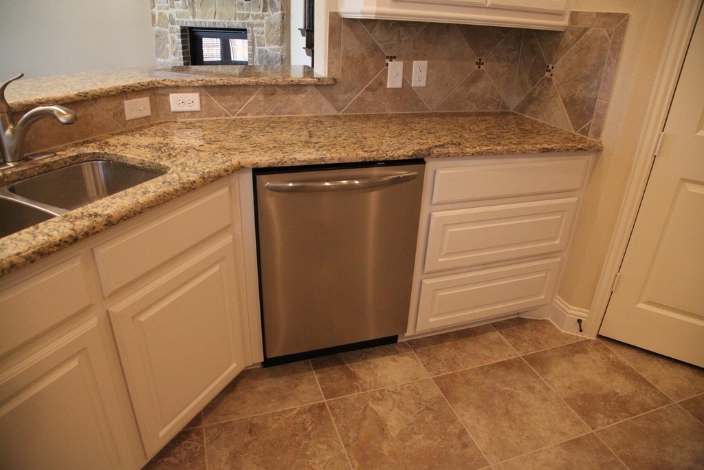 2025 Menominee Drive - Photo 27