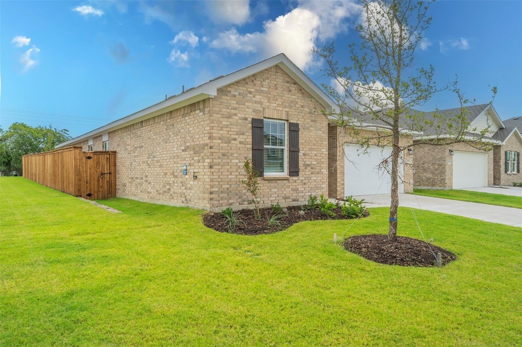 1838 Mccree Street - Photo 19