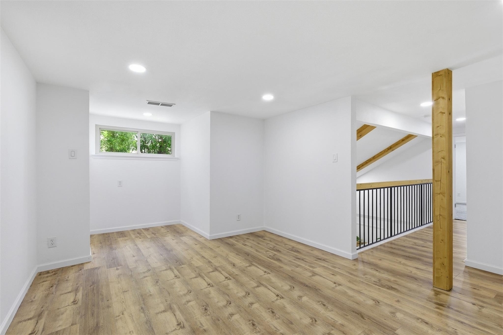 11022 Ferndale Road - Photo 18