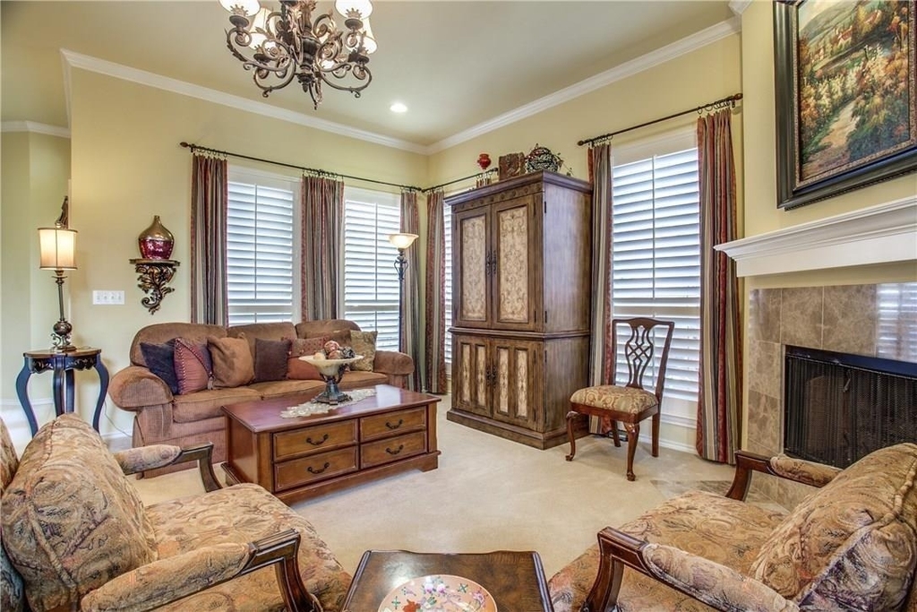 6019 Lytham Drive - Photo 8