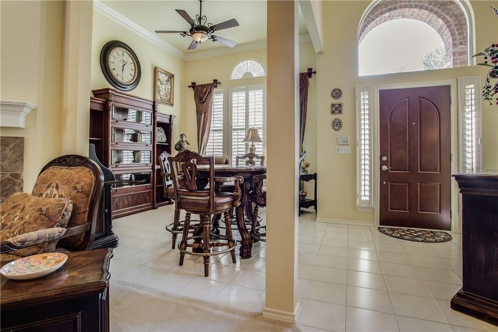 6019 Lytham Drive - Photo 4