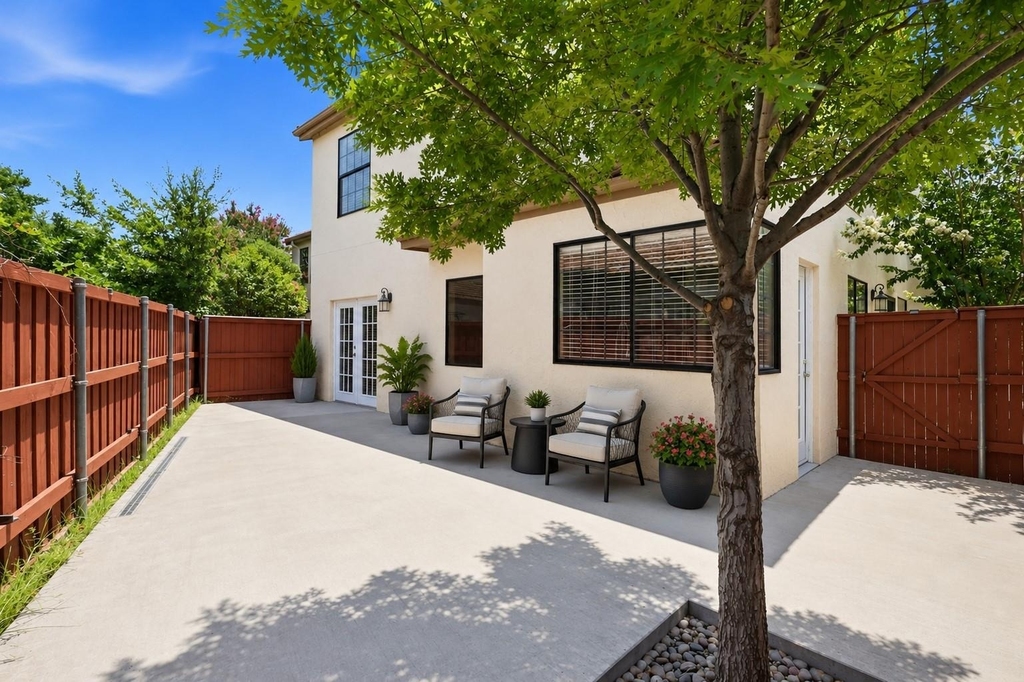 608 Fiesta Circle - Photo 21