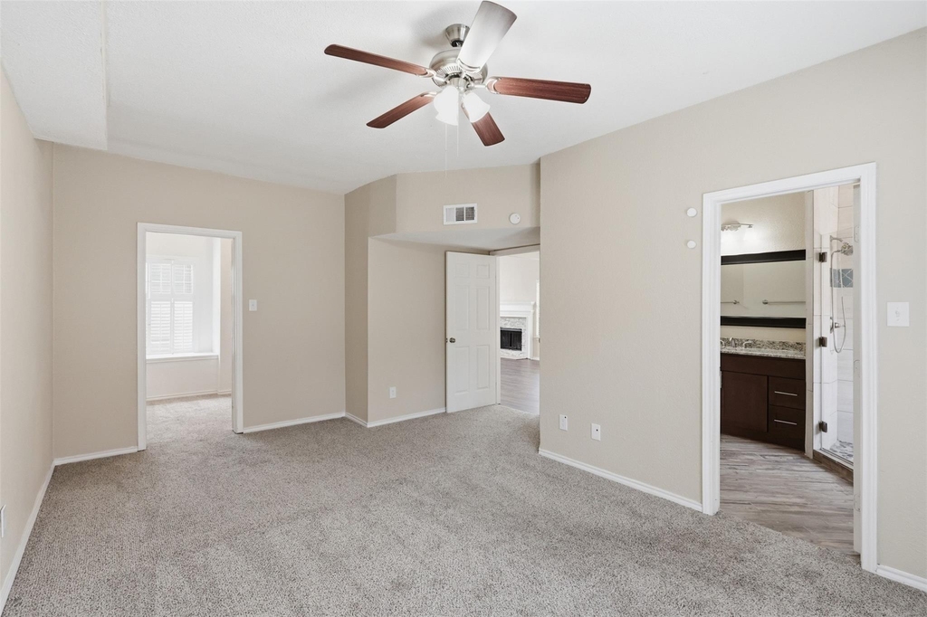 608 Fiesta Circle - Photo 10