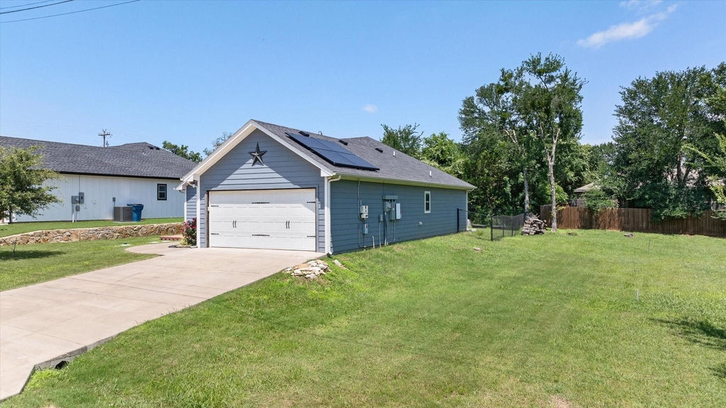 2206 Navasota Street - Photo 21