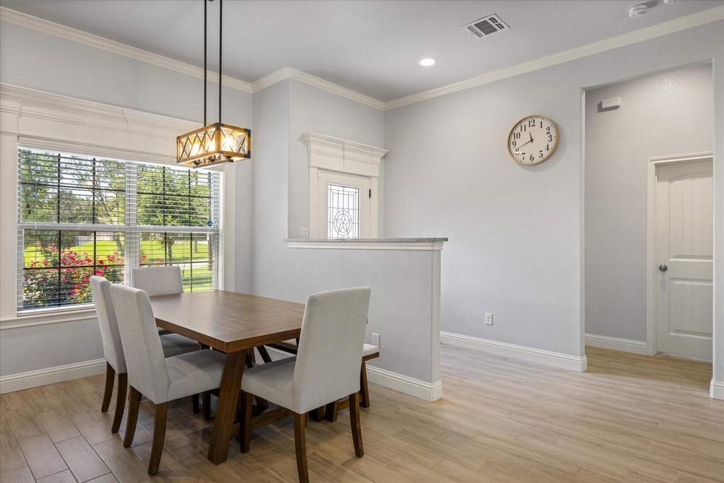 2206 Navasota Street - Photo 3