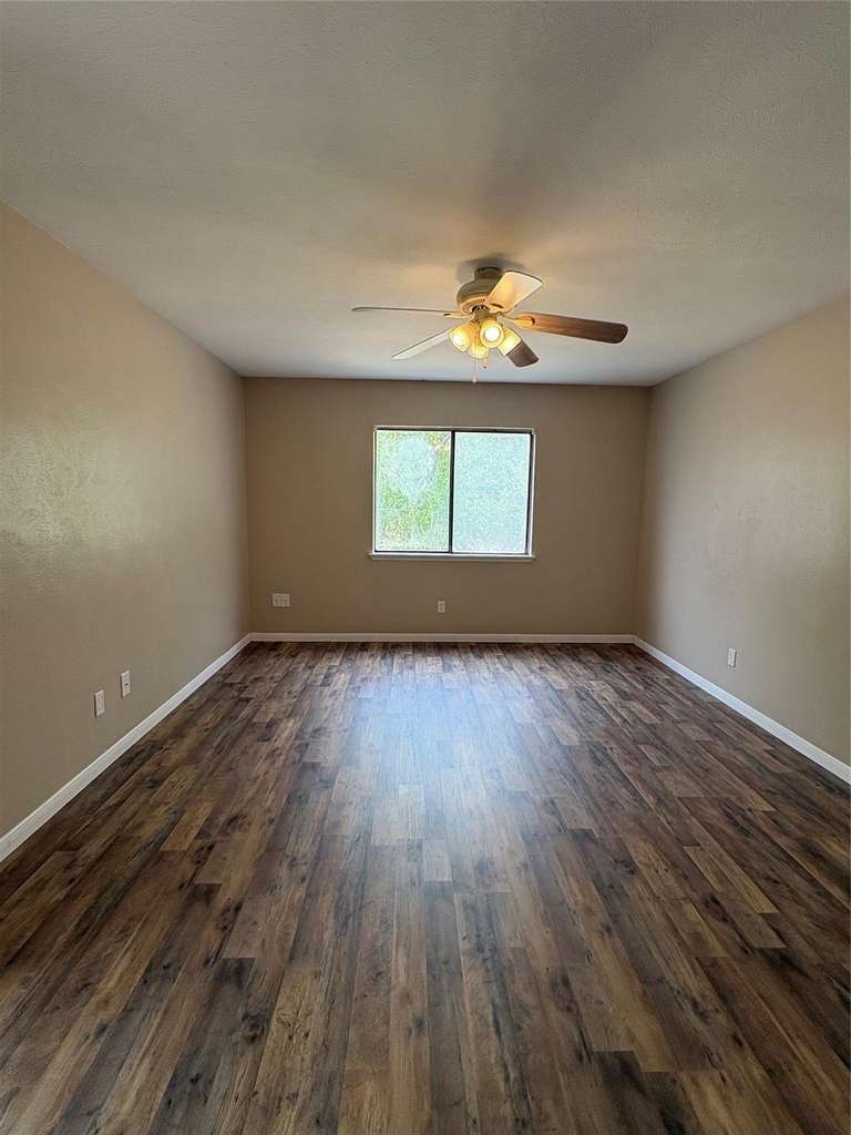510 Matterhornn Street - Photo 11