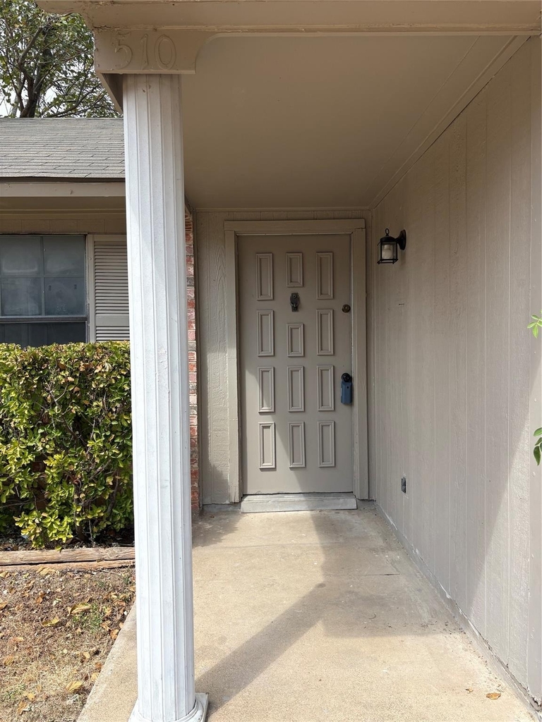 510 Matterhornn Street - Photo 1
