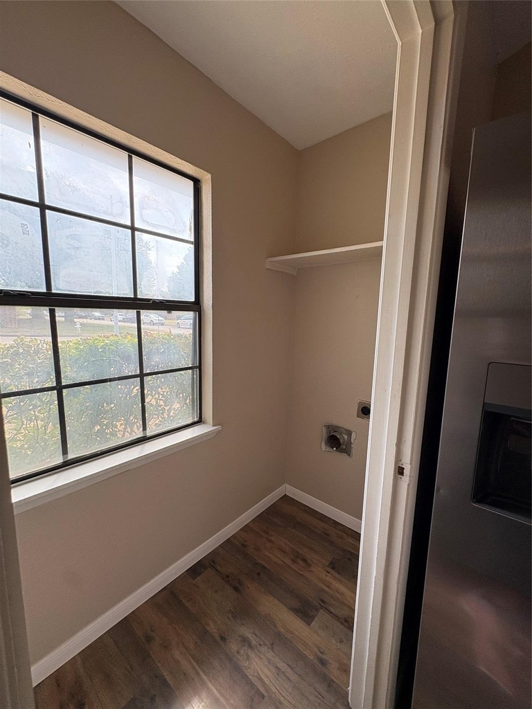 510 Matterhornn Street - Photo 10