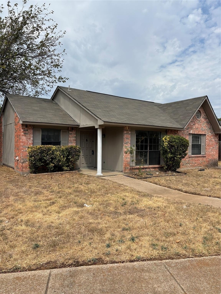 510 Matterhornn Street - Photo 0
