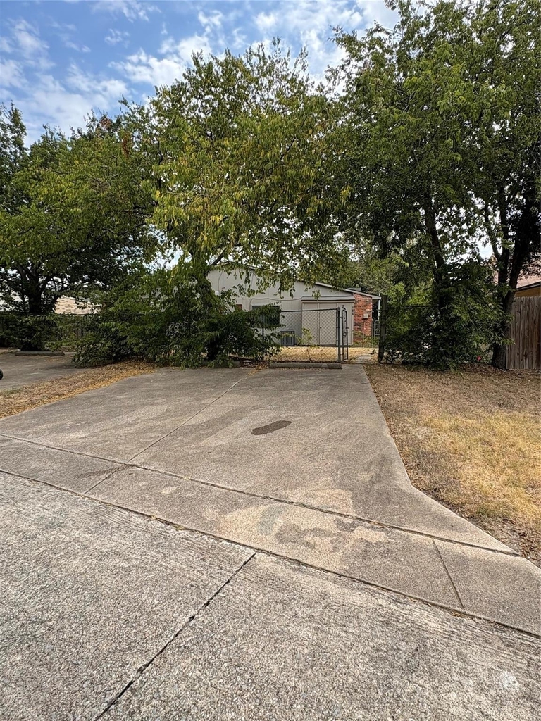 510 Matterhornn Street - Photo 24
