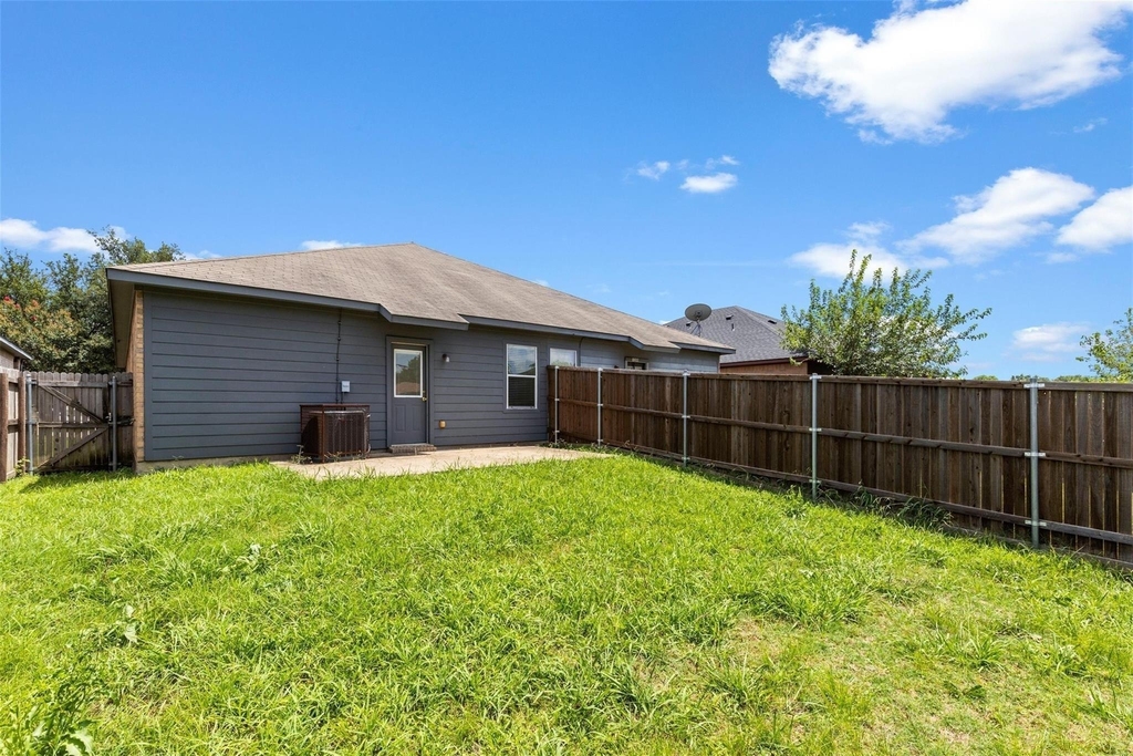 1213 Redman Avenue - Photo 17