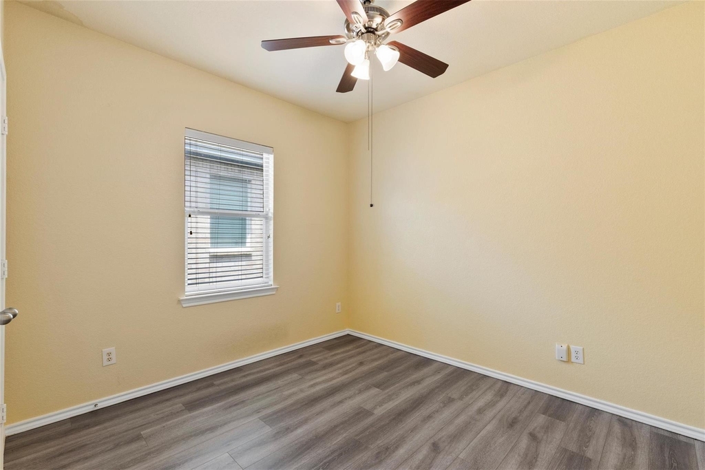 1213 Redman Avenue - Photo 15