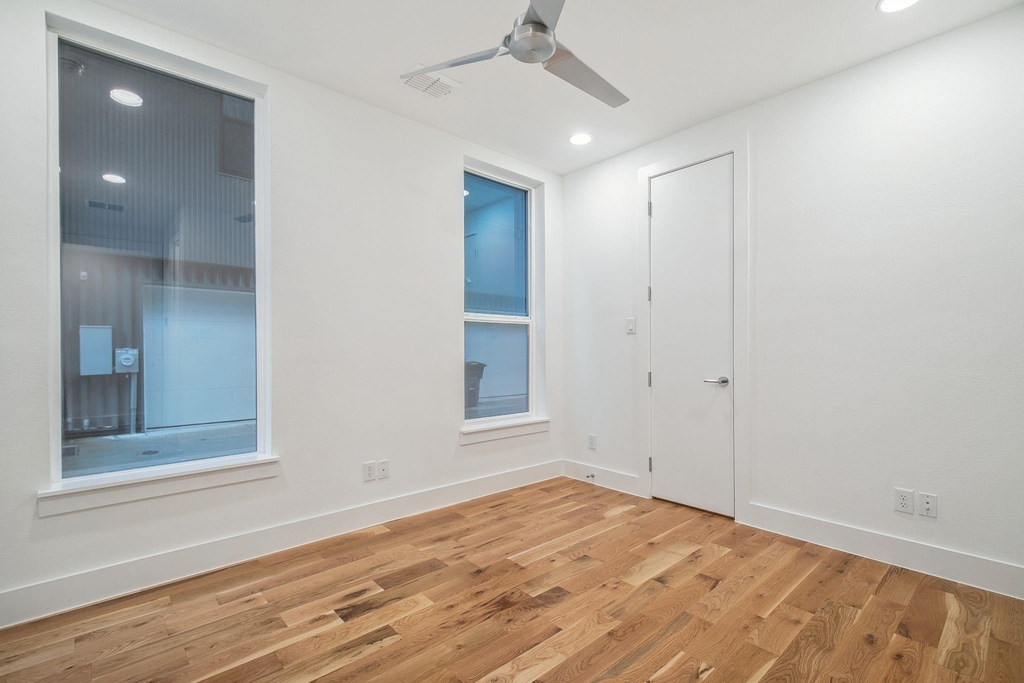 1920 Cuyler Court - Photo 29