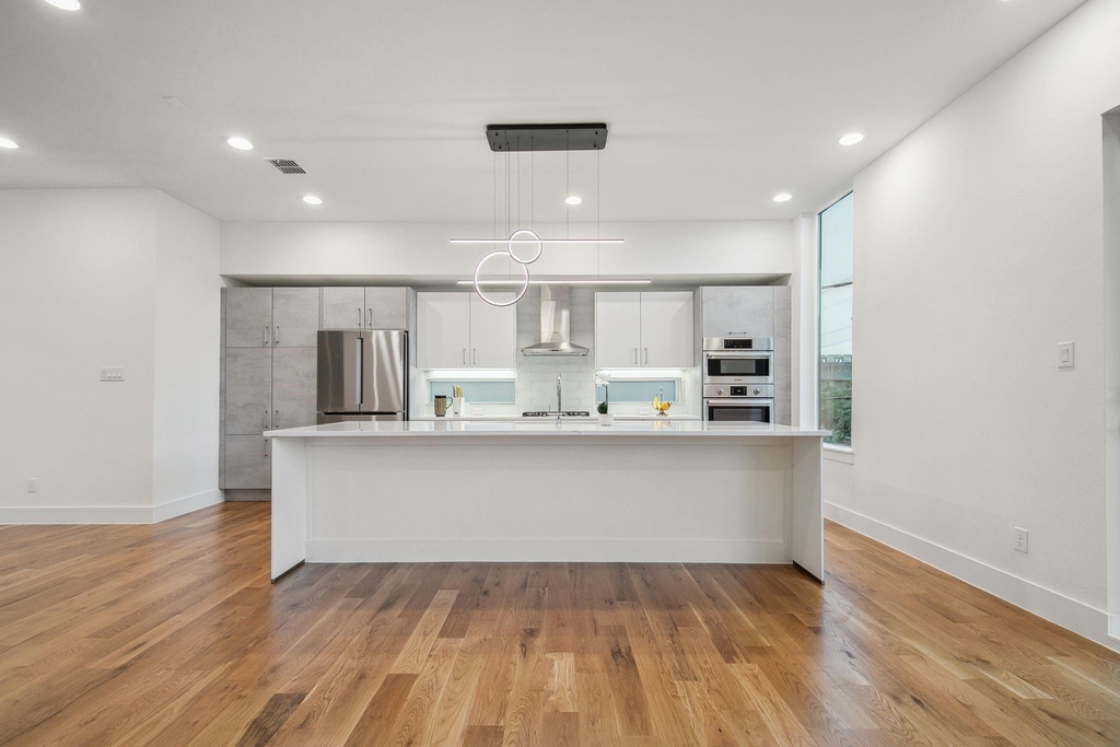 1920 Cuyler Court - Photo 14