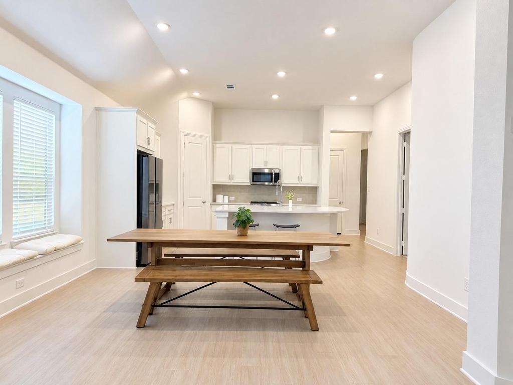 1613 Sandhill Lane - Photo 7