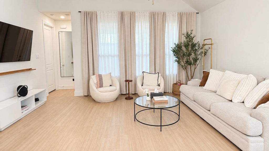 1613 Sandhill Lane - Photo 9
